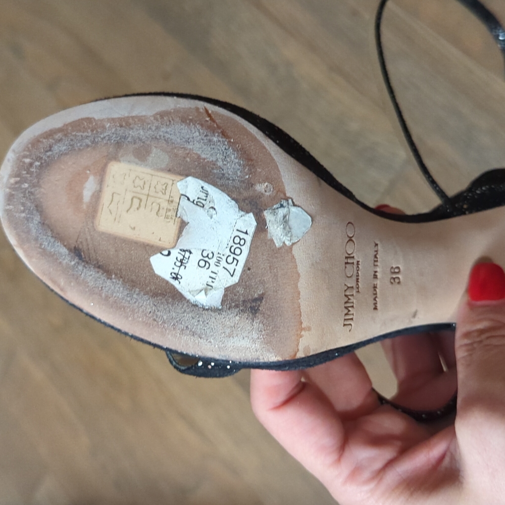 Shoe - Picture 5 of 6